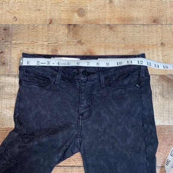 Pilcro and The Letterpress Textured Sheirf Jean - Picture 11 of 13